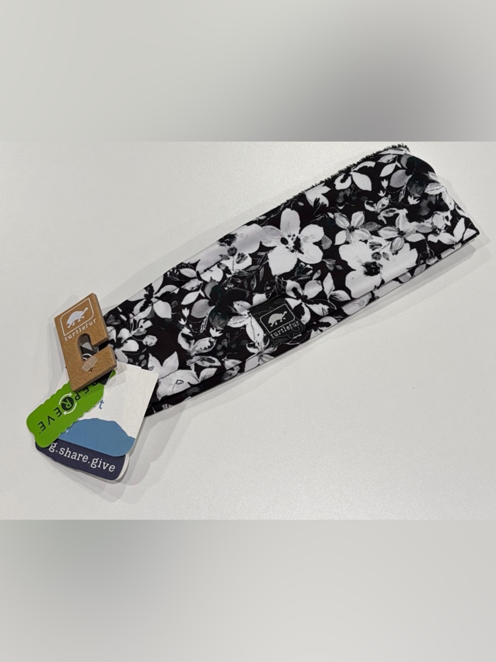 Turtle Fur Women's Fluffy Lined Headband Black Floral NWT Quick Dry Stretch